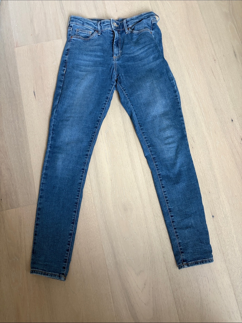 Topshop Women's Skinny Jeans in Blue Wash